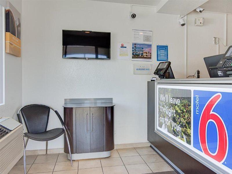 Motel 6-Kelso, Wa - Mt. St. Helens Ngoại thất bức ảnh