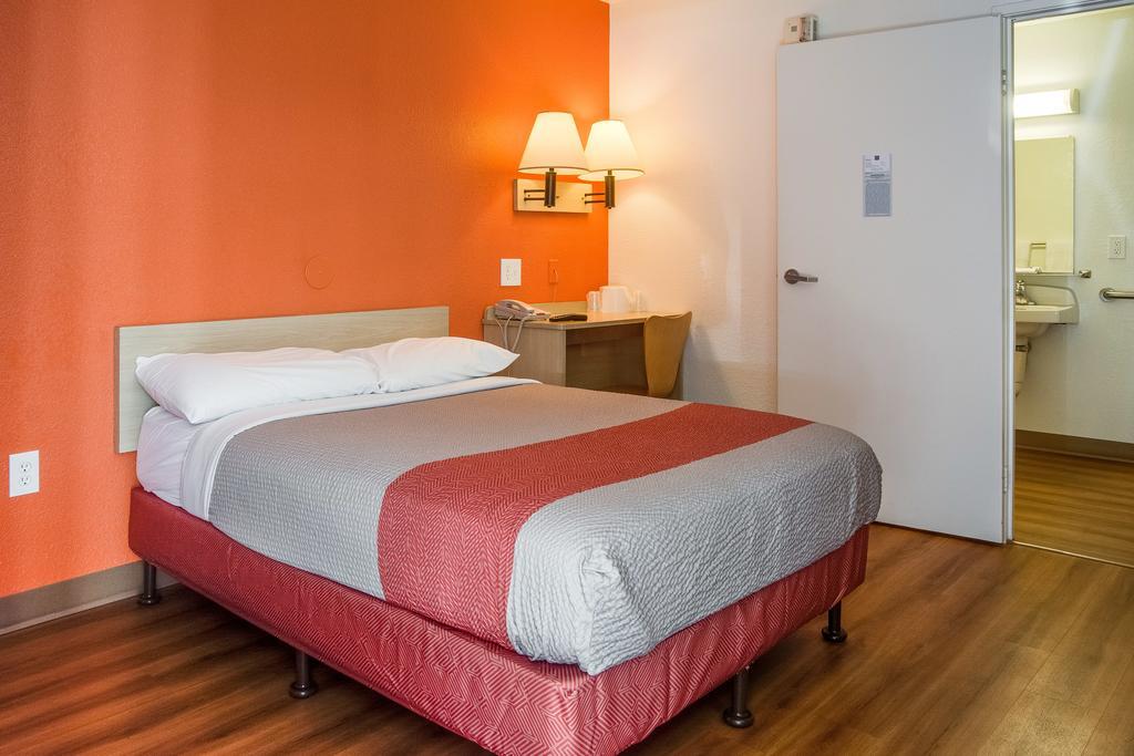 Motel 6-Kelso, Wa - Mt. St. Helens Ngoại thất bức ảnh