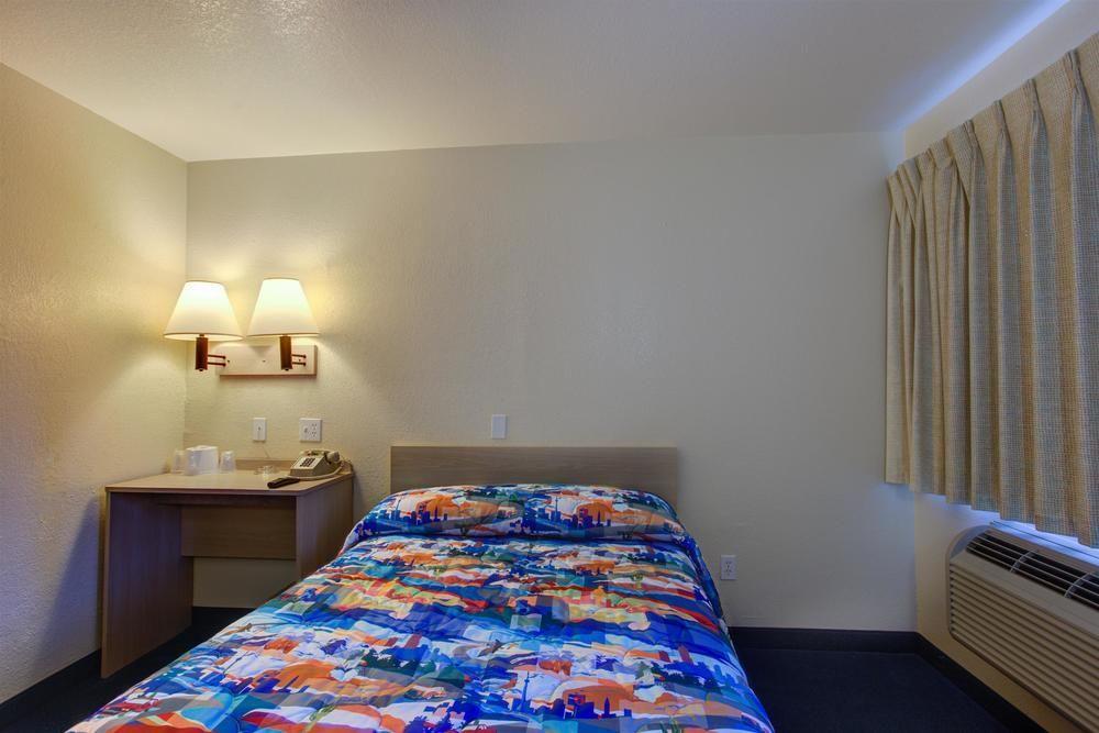 Motel 6-Kelso, Wa - Mt. St. Helens Ngoại thất bức ảnh