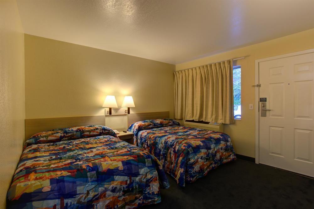 Motel 6-Kelso, Wa - Mt. St. Helens Ngoại thất bức ảnh