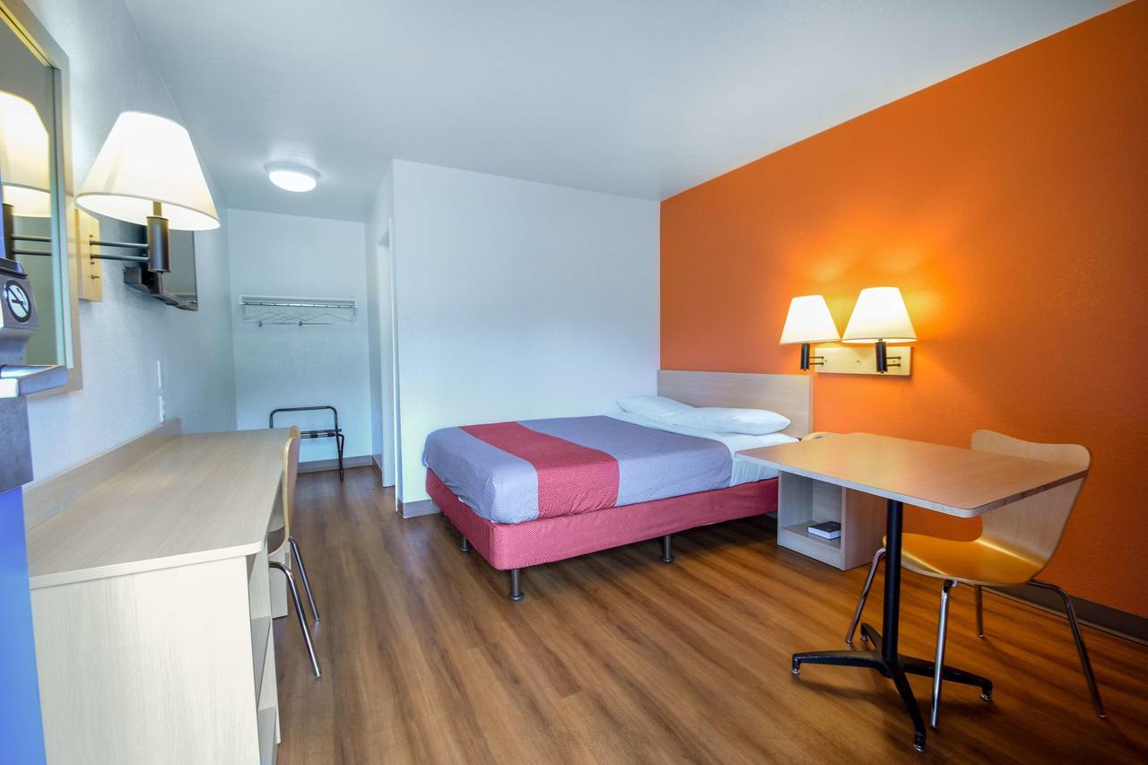 Motel 6-Kelso, Wa - Mt. St. Helens Ngoại thất bức ảnh
