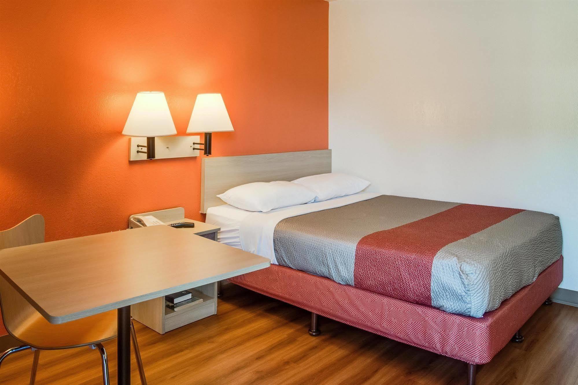 Motel 6-Kelso, Wa - Mt. St. Helens Ngoại thất bức ảnh
