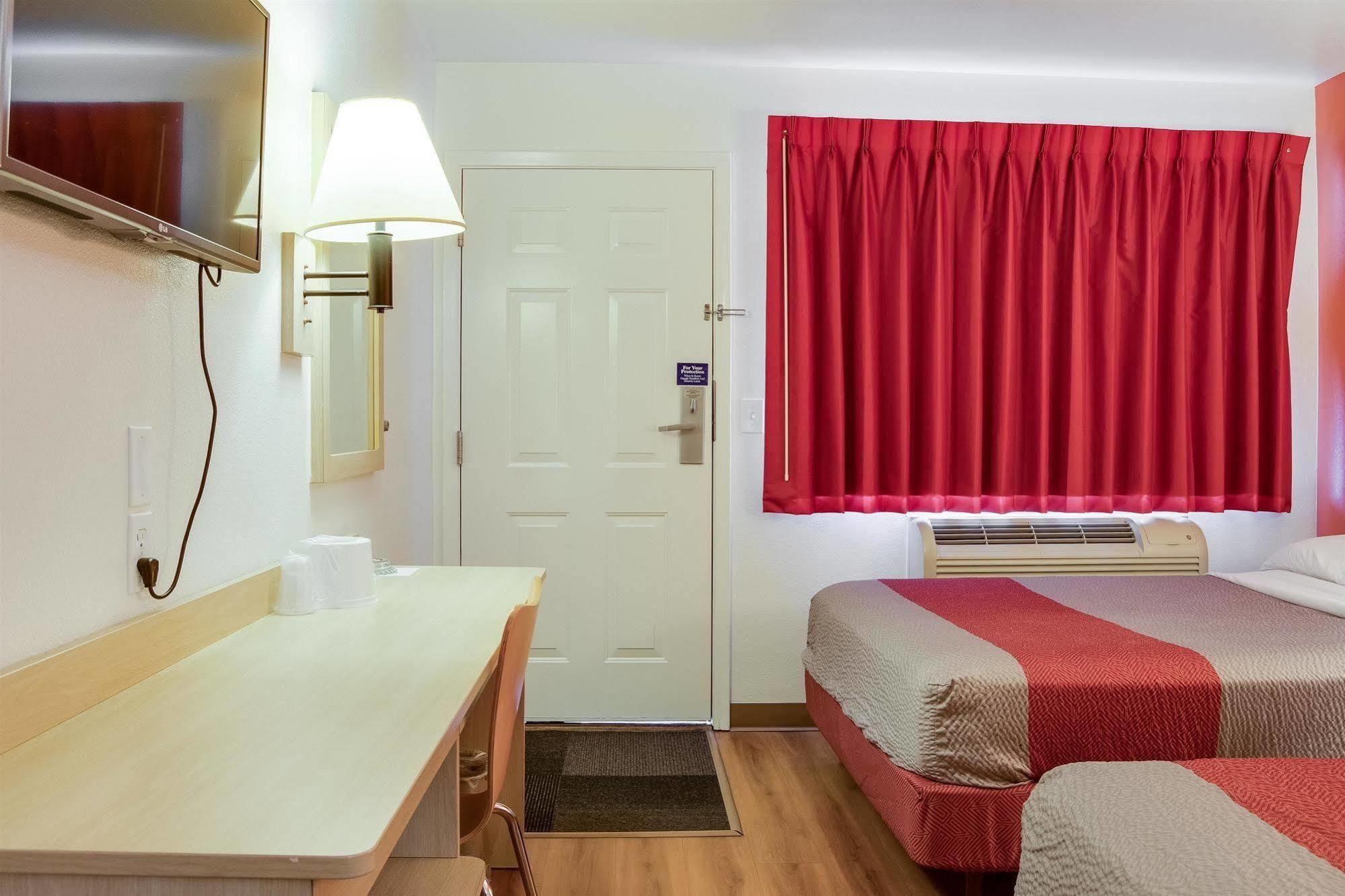 Motel 6-Kelso, Wa - Mt. St. Helens Ngoại thất bức ảnh
