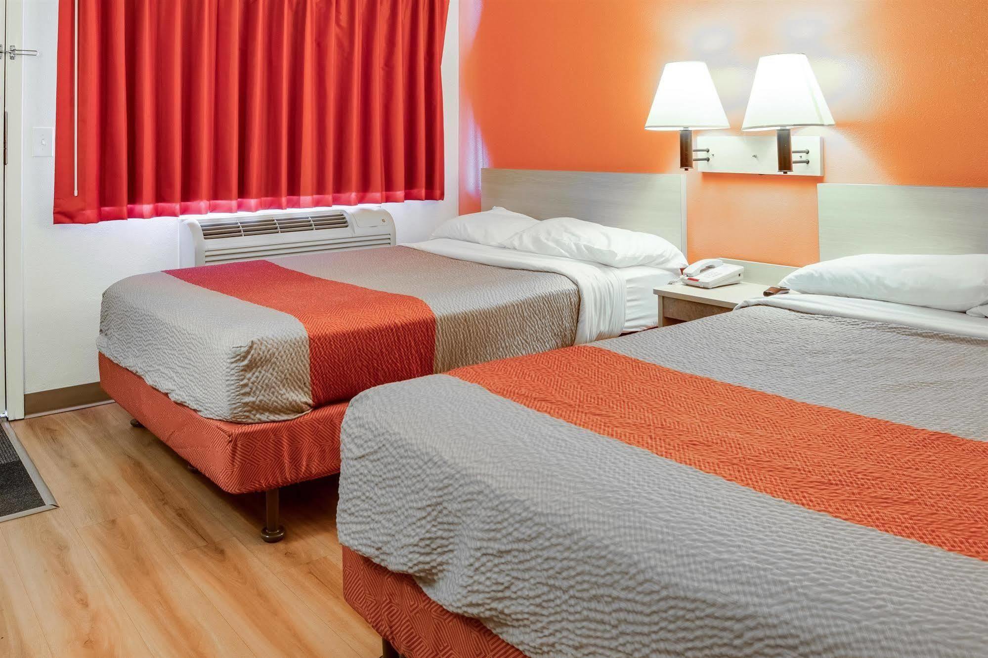 Motel 6-Kelso, Wa - Mt. St. Helens Ngoại thất bức ảnh